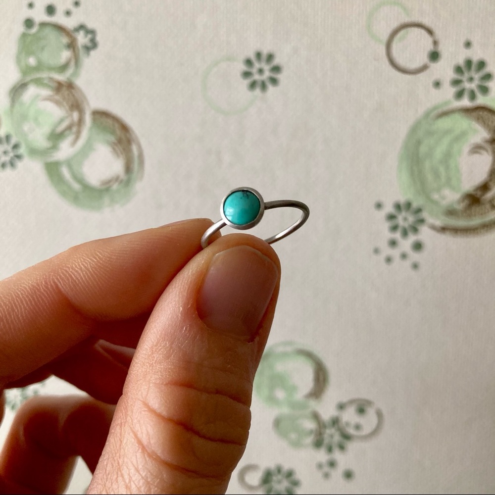 White gold + turquoise size 6 ring